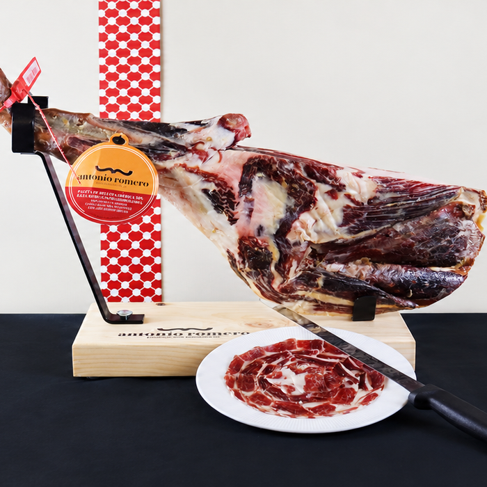 How to Set Up and Use a Ham Holder (Jamonero) at Home