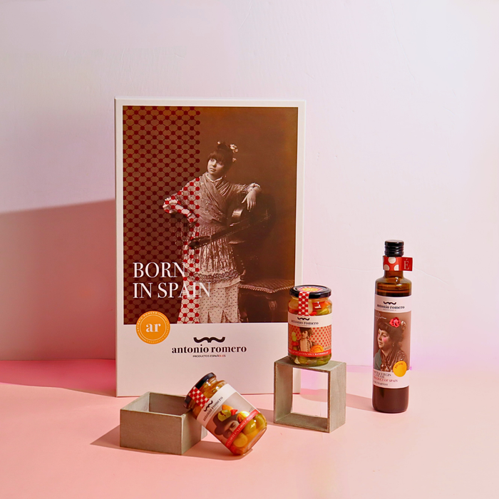 ANTONIO ROMERO Mother's Day Gift Box - ARC IBERICO IMPORTS