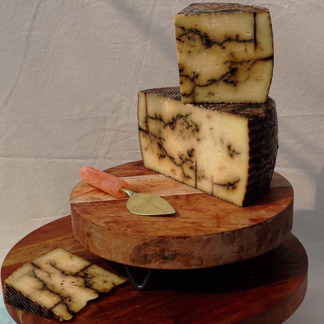 Black Garlic Manchego Cheese - ARC IBERICO IMPORTS