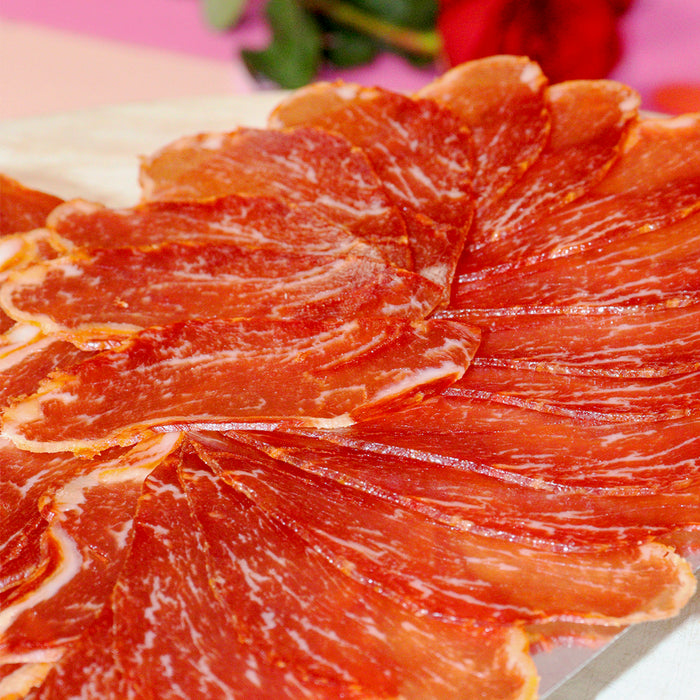 ANTONIO ROMERO Freshly sliced "Lomo de Bellota" Ibérico Acorn-fed Pork Loin Heart Shape 80g - ARC IBERICO IMPORTS