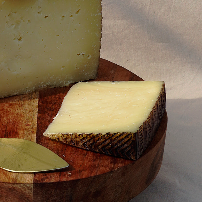 Manchego Cheese Aged 3-6 Months - ARC IBERICO IMPORTS
